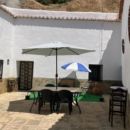 Casa Cueva Rural Estacion De Guadix Villa Exterior photo