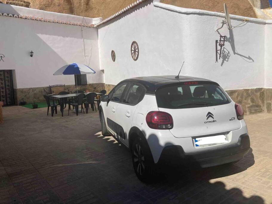 Casa Cueva Rural Estacion De Guadix Villa Exterior photo